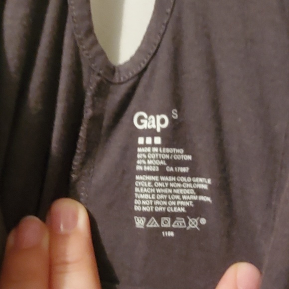 Gap Tank - Picture 3 of 3